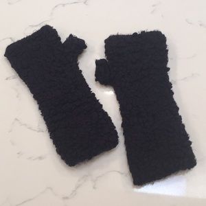 🌙 Wool Finger-less gloves 🌙